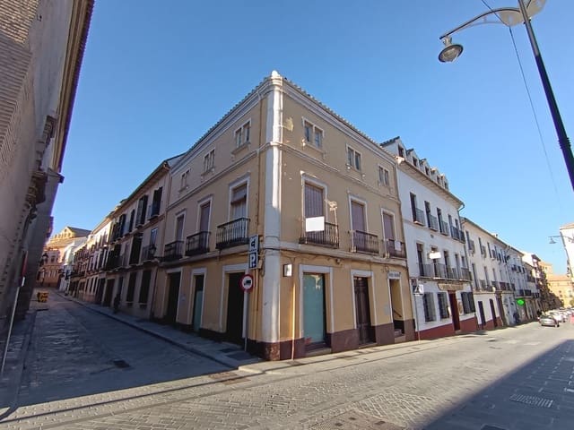 4 soveværelse Villa til salg i Antequera med swimmingpool garage - € 399.000 (Ref: 9232172)