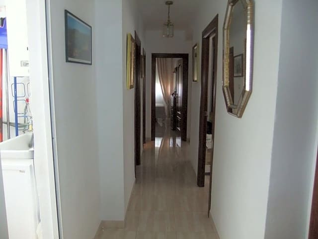 3 slaapkamer Flat te koop in Antequera - € 217.000 (Ref: 9232173)