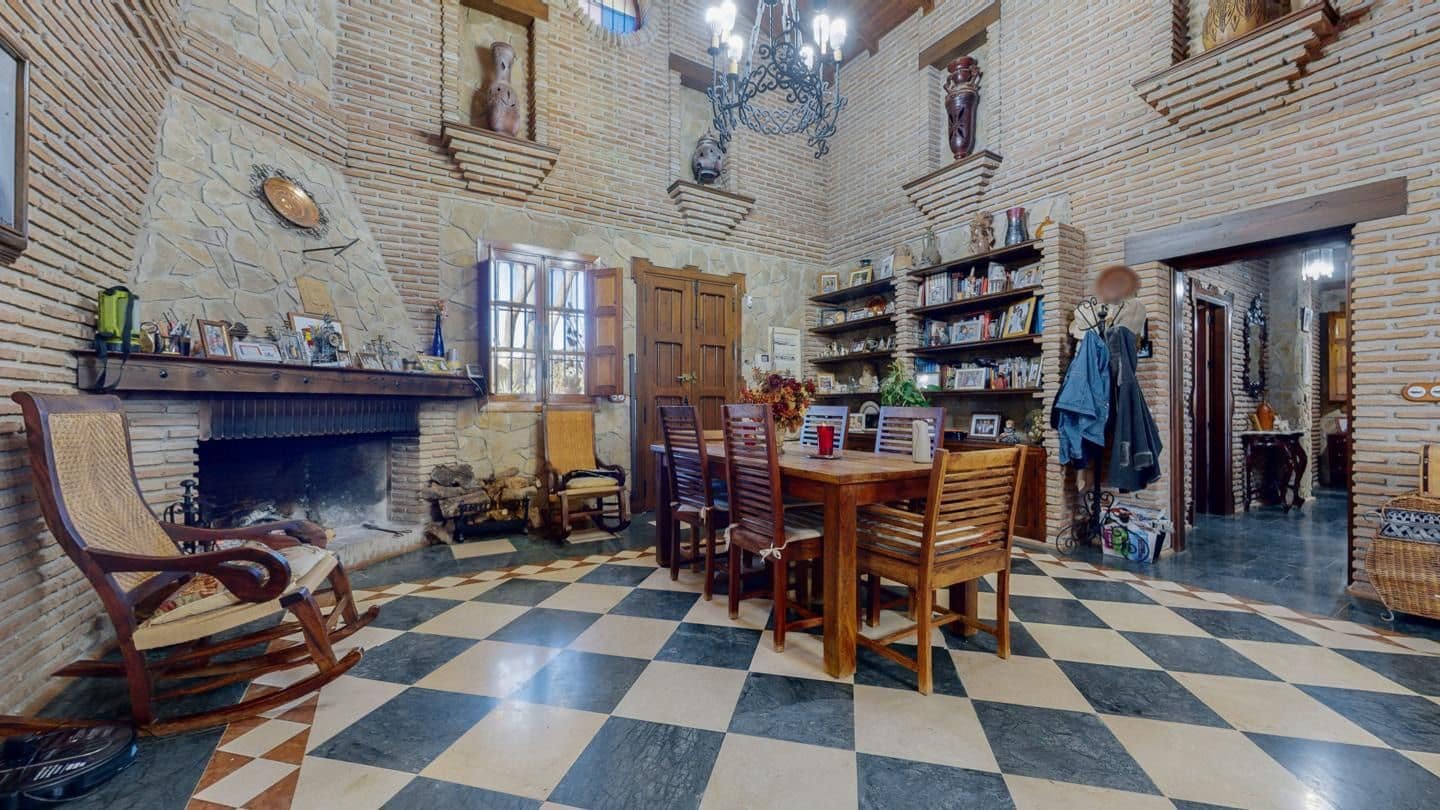 4 soverom Villa til salgs i Antequera med svømmebasseng garasje - € 500 000 (Ref: 9232180)