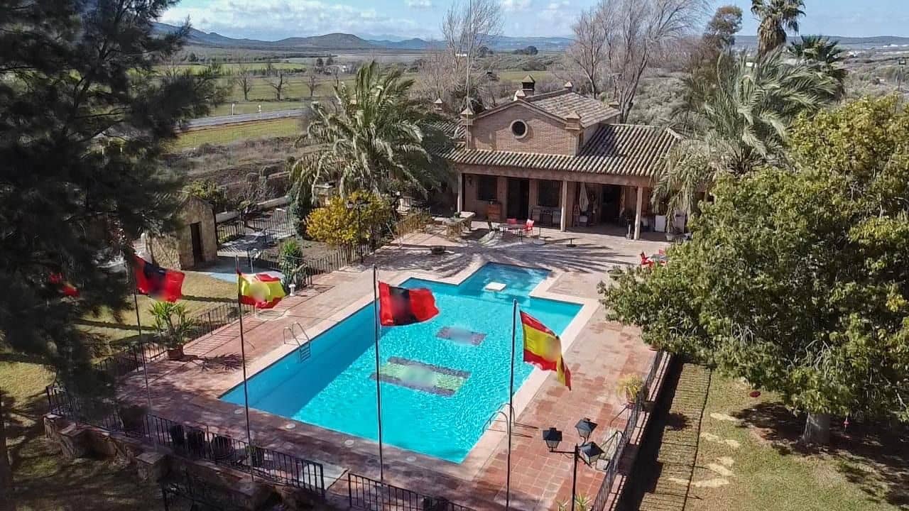 4 soverom Villa til salgs i Antequera med svømmebasseng garasje - € 500 000 (Ref: 9232180)
