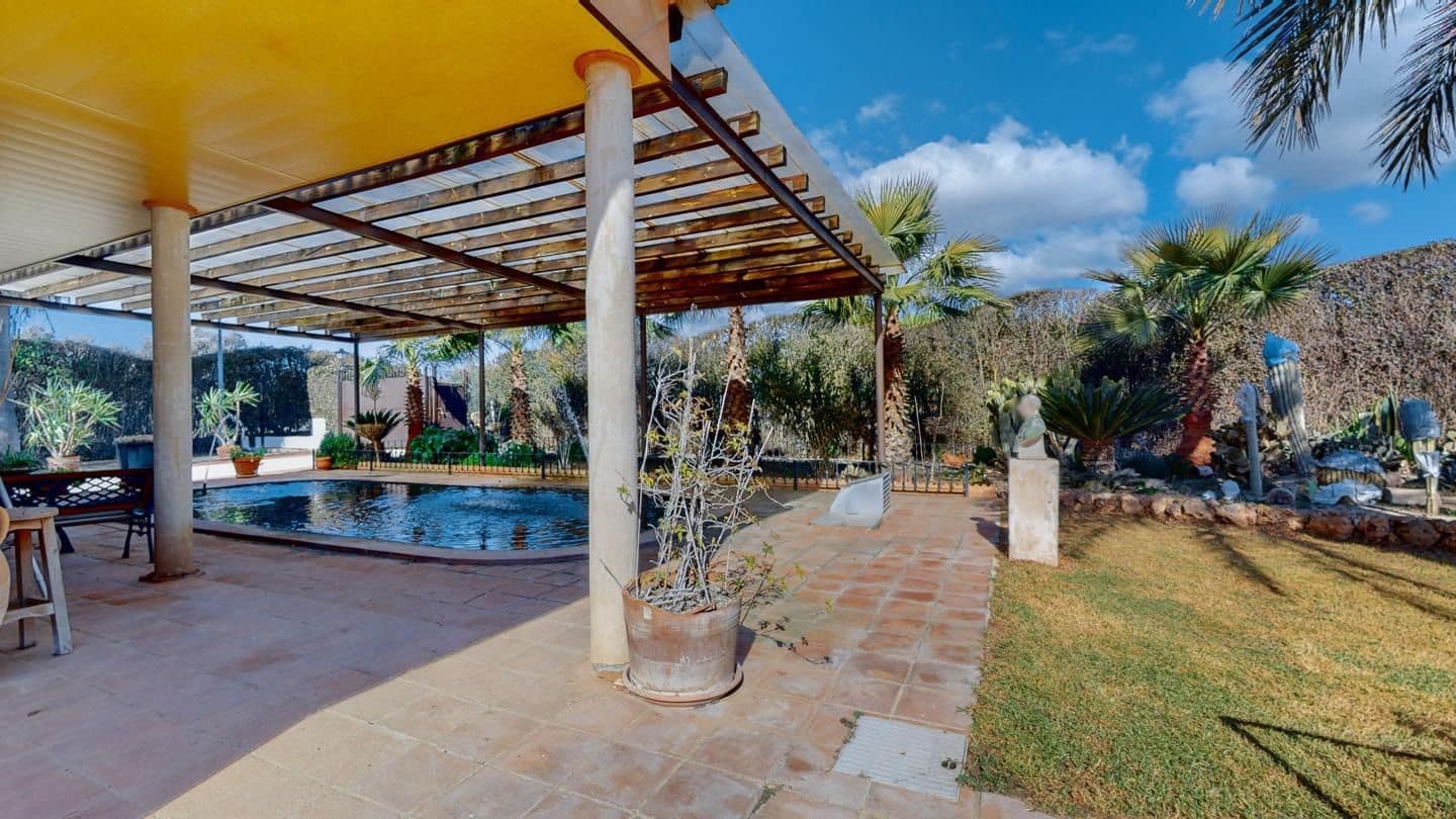 4 soverom Villa til salgs i Antequera med svømmebasseng garasje - € 500 000 (Ref: 9232180)