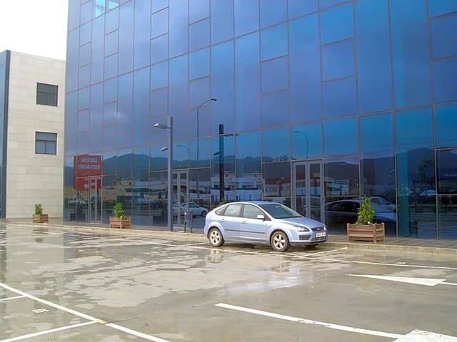 Erhverv til salg i Antequera med garage - € 85.000 (Ref: 9232184)