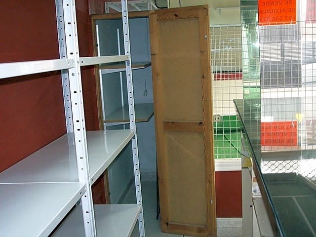 Erhverv til salg i Antequera - € 95.000 (Ref: 9232185)