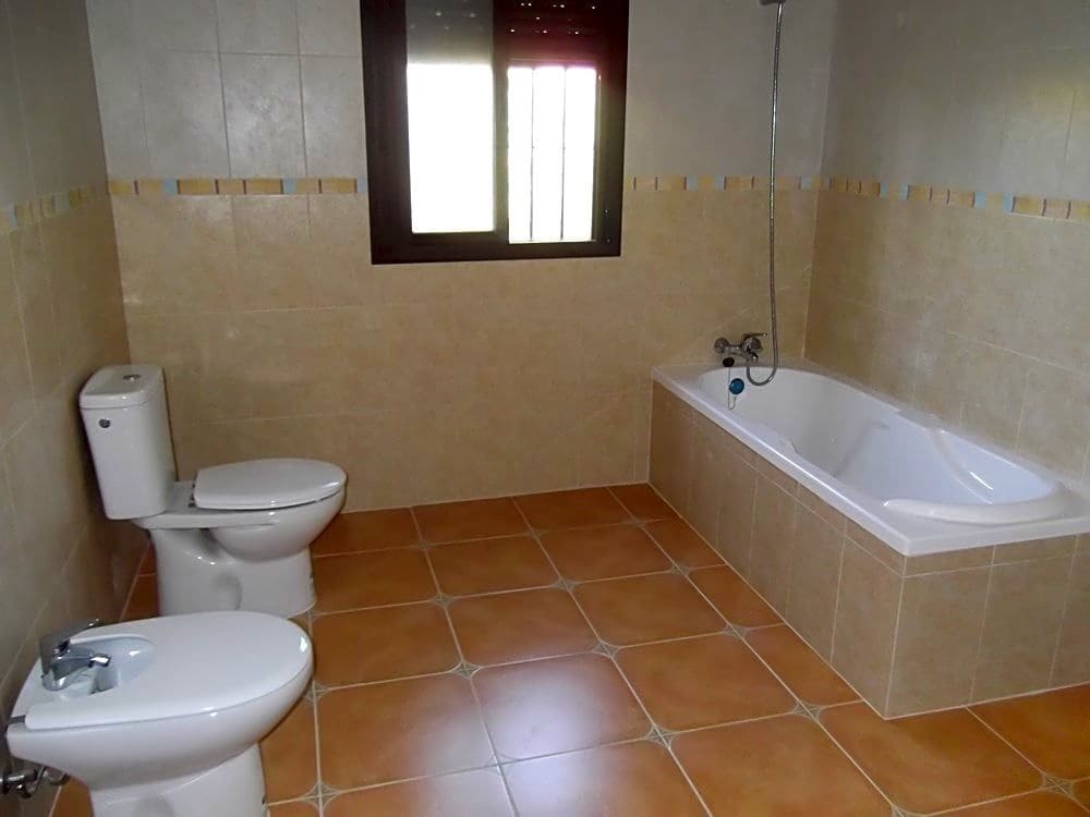 5 soveværelse Villa til salg i Villanueva de la Concepcion med garage - € 450.000 (Ref: 9232187)