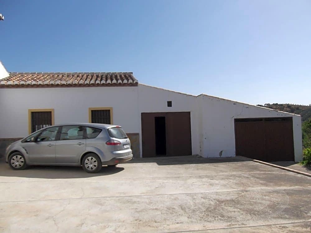 5 soveværelse Villa til salg i Villanueva de la Concepcion med garage - € 450.000 (Ref: 9232187)