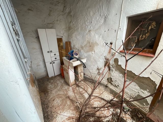 2 soveværelse Villa til salg i Villanueva de Algaidas - € 21.000 (Ref: 9232195)