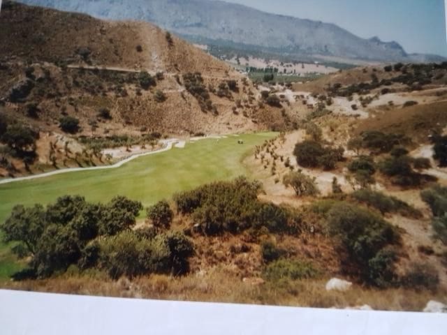 Rakentamaton maa myytävänä paikassa Antequera - 115 000 € (Ref: 9232196)