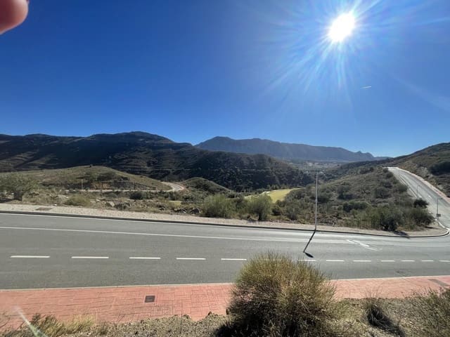 Rakentamaton maa myytävänä paikassa Antequera - 115 000 € (Ref: 9232196)