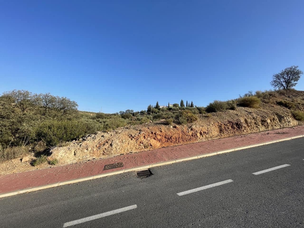 Rakentamaton maa myytävänä paikassa Antequera - 115 000 € (Ref: 9232196)