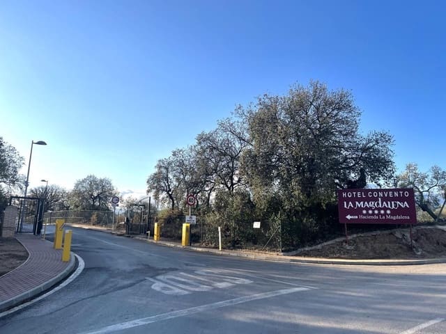 Rakentamaton maa myytävänä paikassa Antequera - 115 000 € (Ref: 9232196)