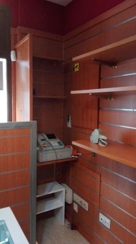 Erhverv til salg i Antequera - € 117.000 (Ref: 9232197)