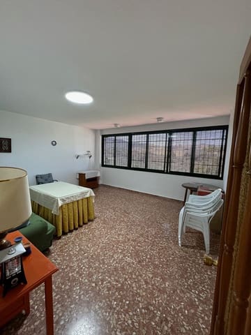 5 soveværelse Finca/Landehus til salg i Antequera med swimmingpool garage - € 475.000 (Ref: 9232198)