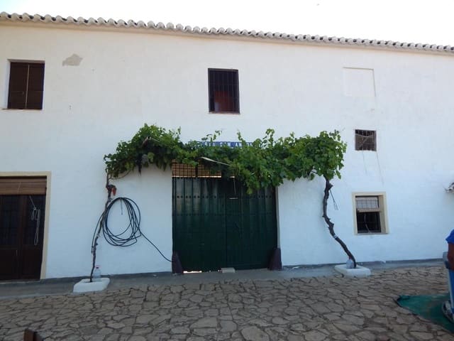 3 soveværelse Finca/Landehus til salg i Antequera - € 200.000 (Ref: 9232200)