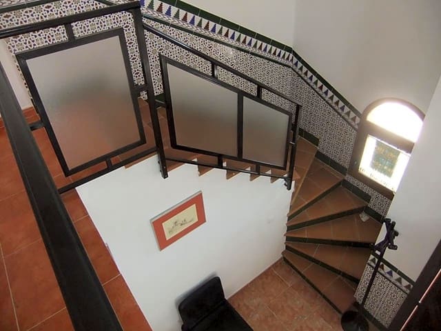 Erhverv til salg i Antequera - € 157.260 (Ref: 9232201)