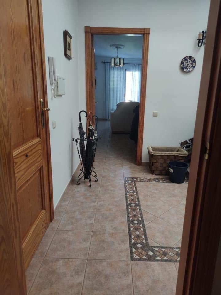 3 soverom Villa til salgs i Sierra de Yeguas med garasje - € 200 000 (Ref: 9232202)