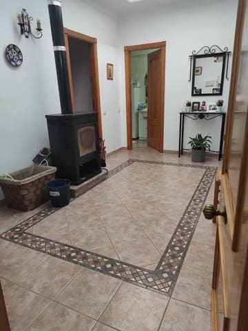 3 soverom Villa til salgs i Sierra de Yeguas med garasje - € 200 000 (Ref: 9232202)