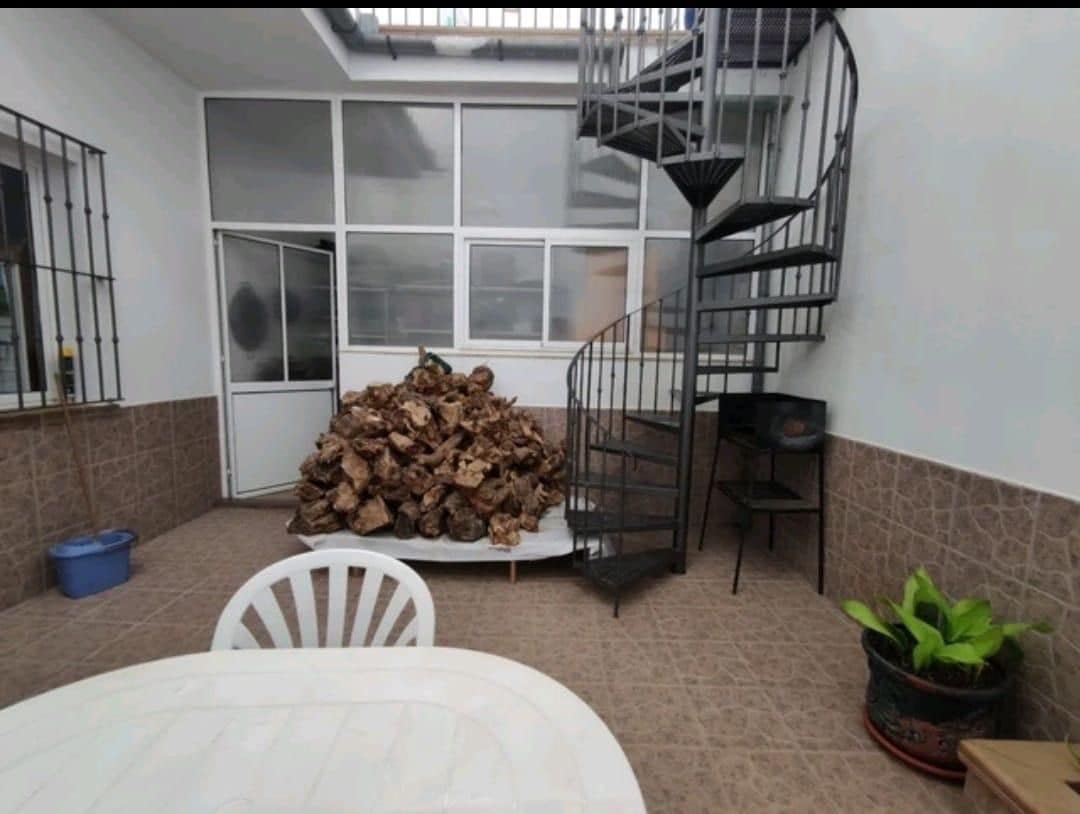 3 soverom Villa til salgs i Sierra de Yeguas med garasje - € 200 000 (Ref: 9232202)