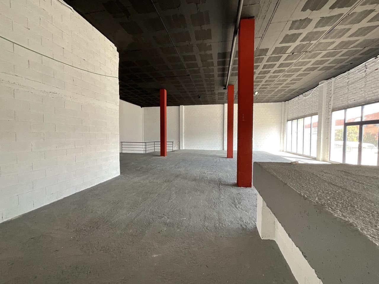 Erhverv til salg i Antequera med garage - € 187.000 (Ref: 9232208)