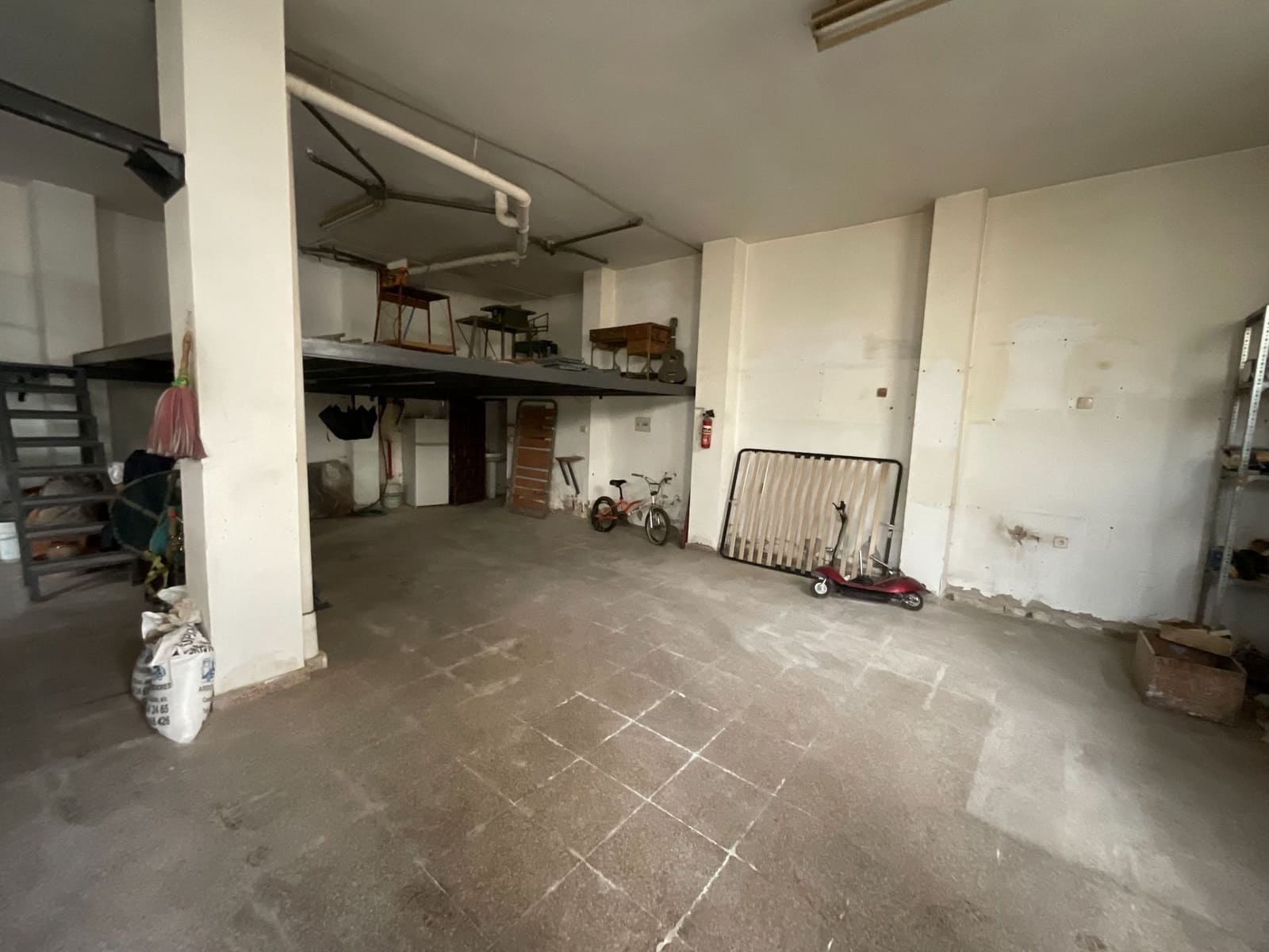 Commercieel te koop in Antequera - € 117.000 (Ref: 9232210)