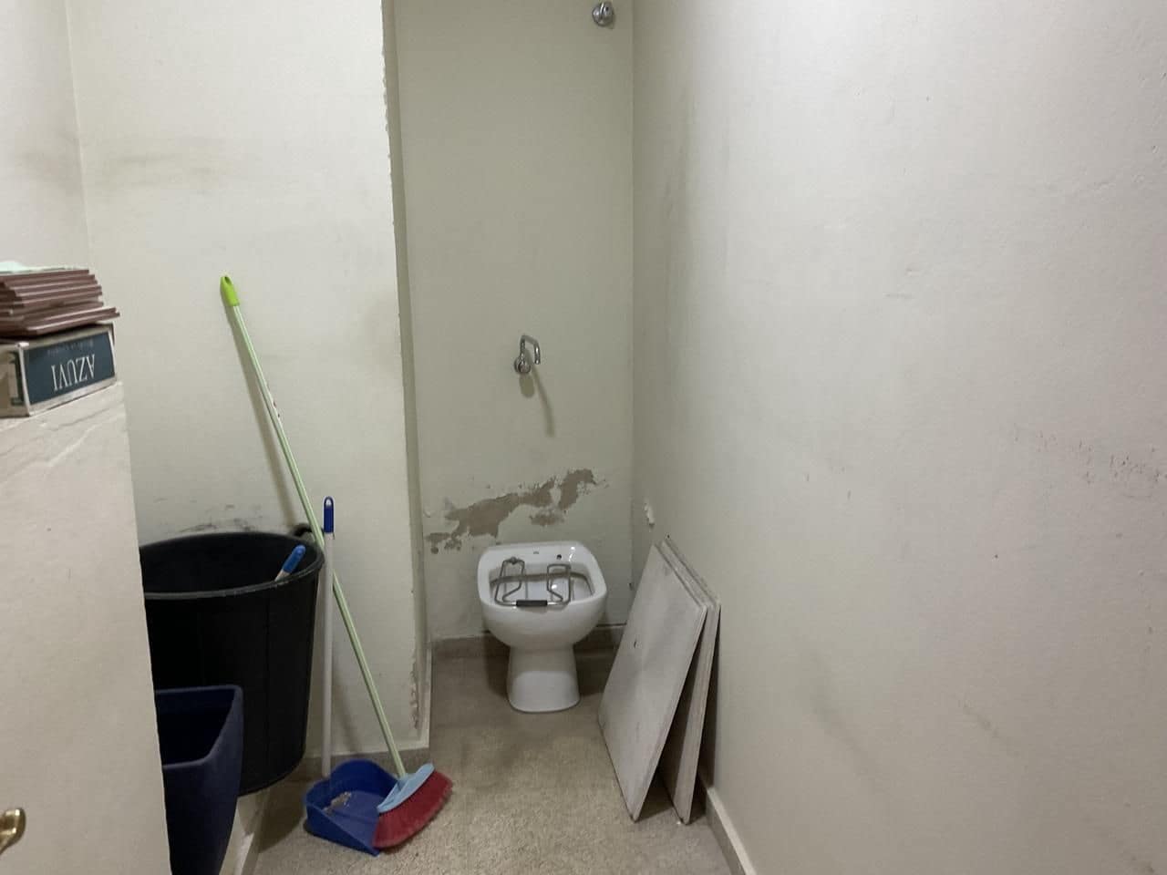 Erhverv til leje i Antequera - € 2.000 (Ref: 9232211)