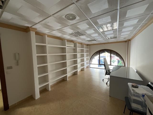 Kontor til salg i Antequera - € 225.000 (Ref: 9232212)