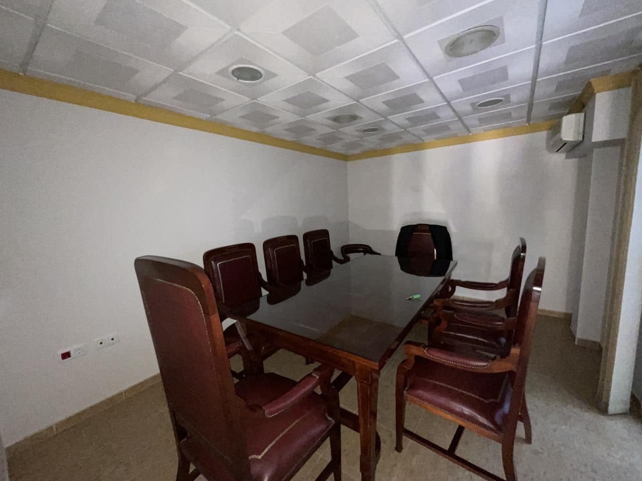 Kontor til salg i Antequera - € 225.000 (Ref: 9232212)