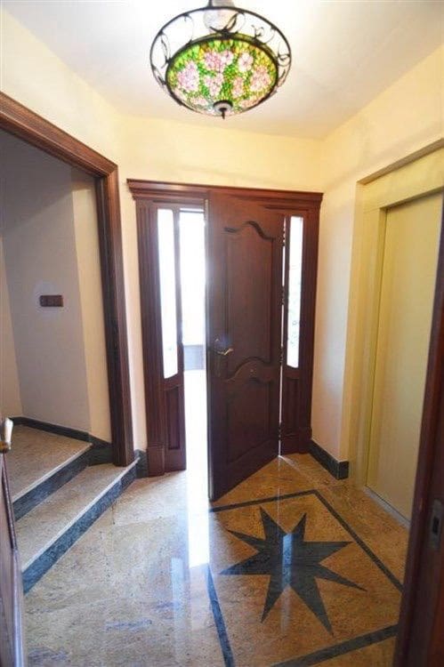 6 soverom Villa til salgs i Villanueva de la Concepcion med svømmebasseng garasje - € 550 000 (Ref: 9232220)