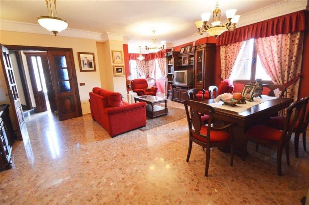 6 soverom Villa til salgs i Villanueva de la Concepcion med svømmebasseng garasje - € 550 000 (Ref: 9232220)