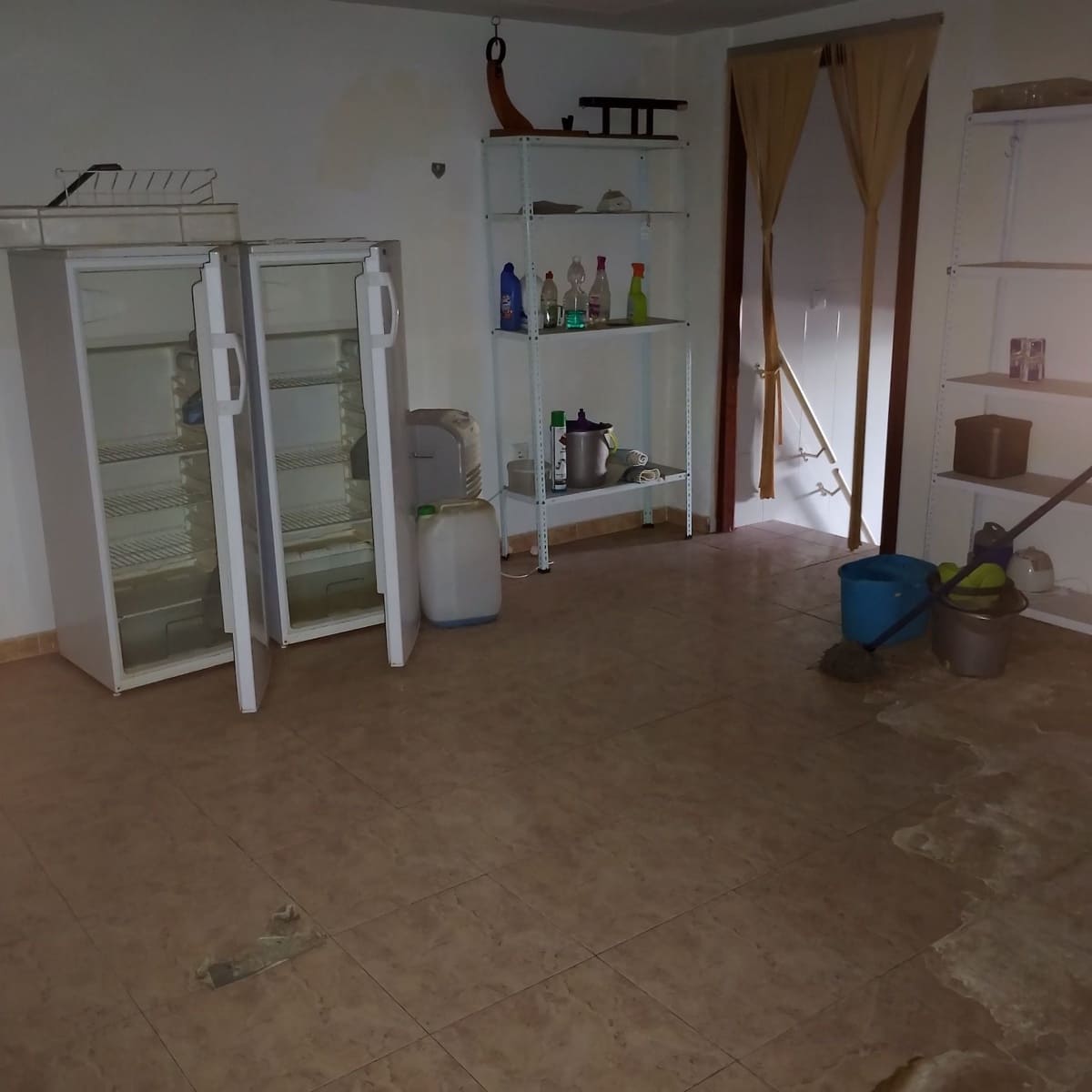 Commercial for rent in Antequera - € 1,500 (Ref: 9232223)