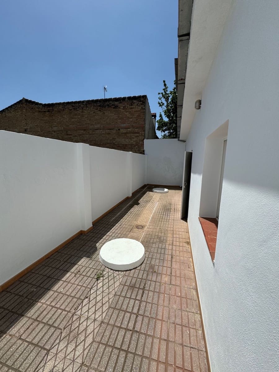 3 Zimmer Villa zu verkaufen in Villanueva de Algaidas - 132.260 € (Ref: 9232226)