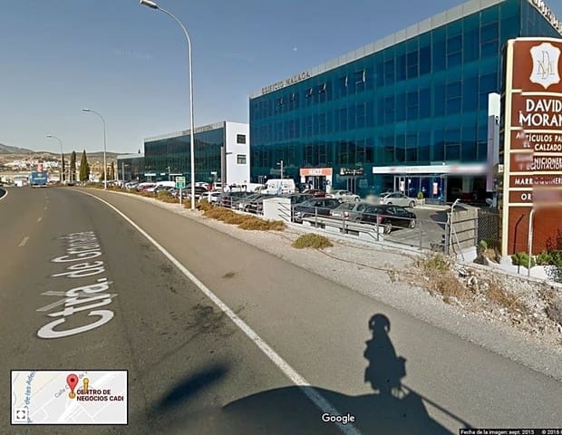 Erhverv til salg i Antequera med garage - € 87.000 (Ref: 9232228)