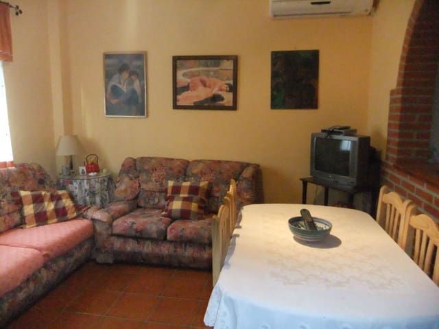 5 soverom Villa til salgs i Antequera - € 157 000 (Ref: 9232233)