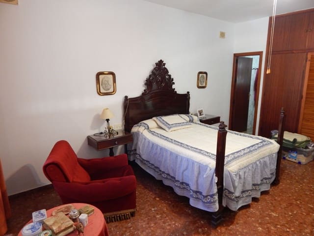 Finca/Landehus til salg i Antequera med swimmingpool garage - € 650.000 (Ref: 9232234)