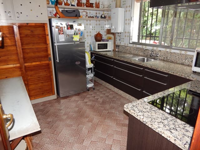 Finca/Landehus til salg i Antequera med swimmingpool garage - € 650.000 (Ref: 9232234)