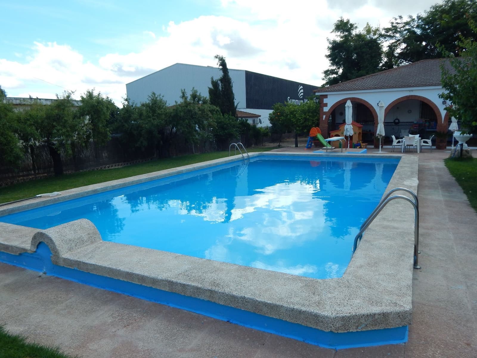 Finca/Landehus til salg i Antequera med swimmingpool garage - € 650.000 (Ref: 9232234)