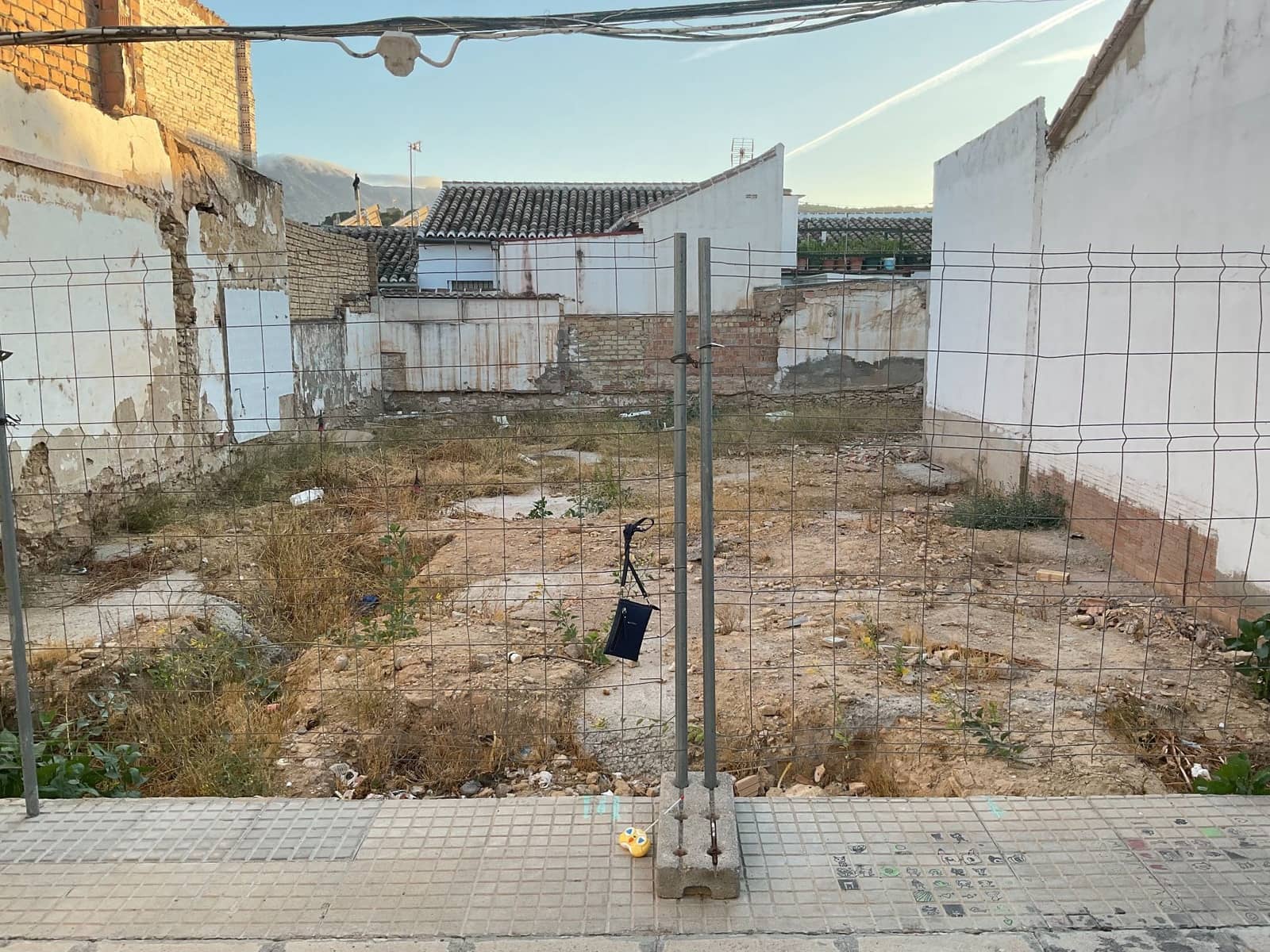 Rakentamaton maa myytävänä paikassa Antequera - 97 000 € (Ref: 9232239)