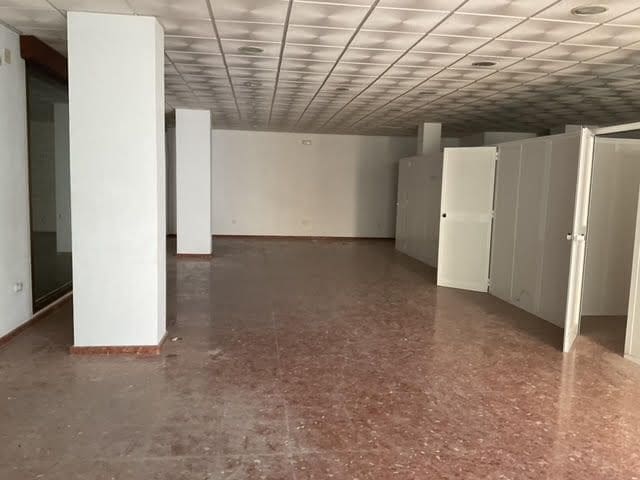 Erhverv til salg i Antequera - € 120.000 (Ref: 9232240)