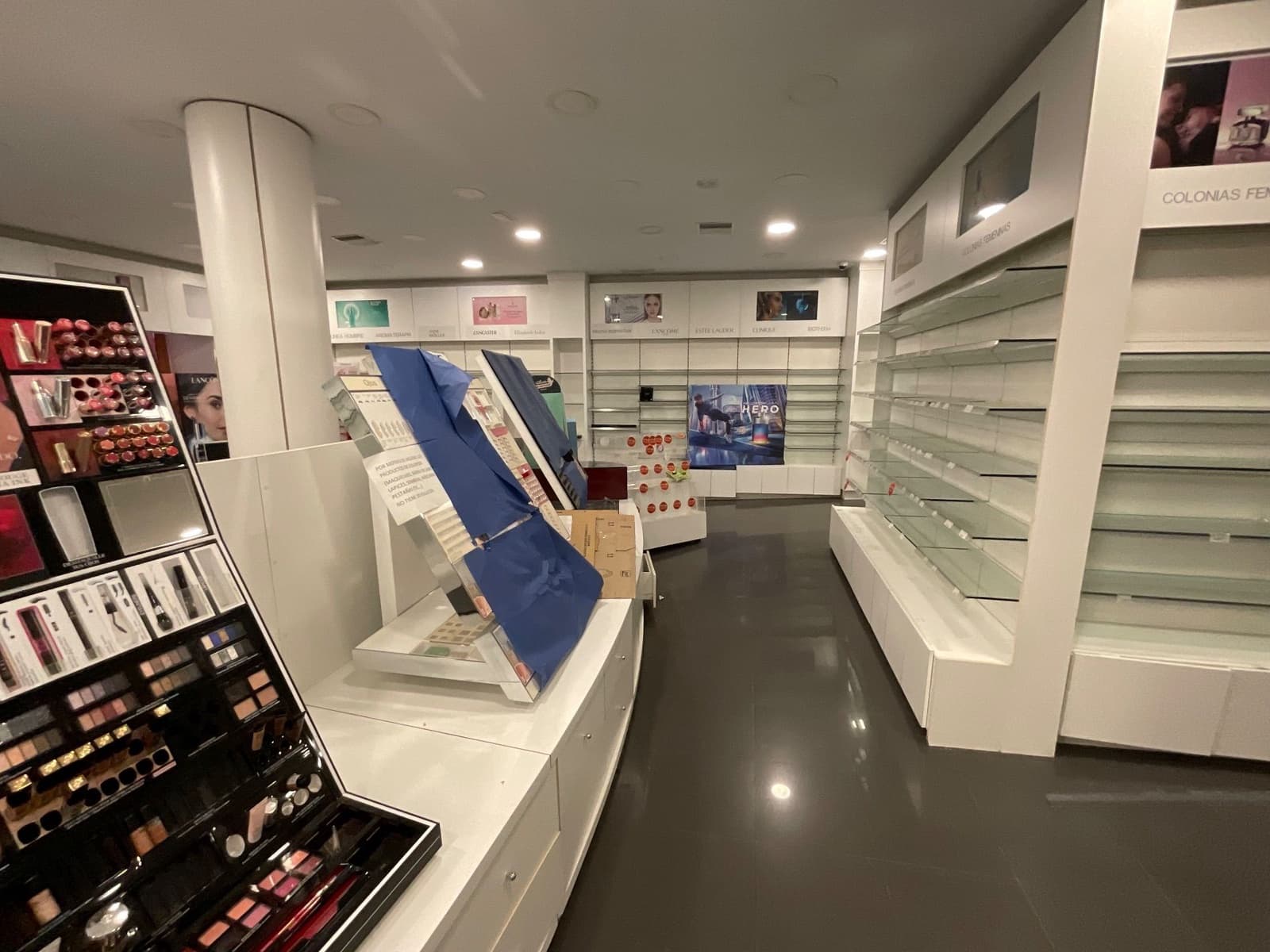 Kaupallinen vuokrattavana paikassa Antequera - 2 000 € (Ref: 9232243)