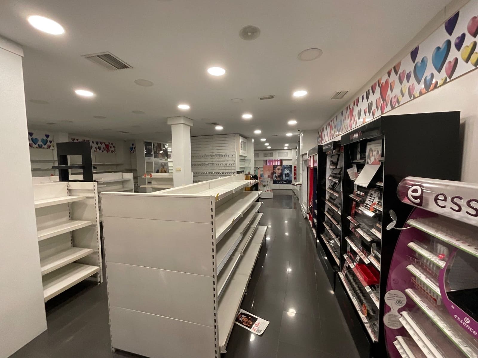 Kaupallinen vuokrattavana paikassa Antequera - 2 000 € (Ref: 9232243)