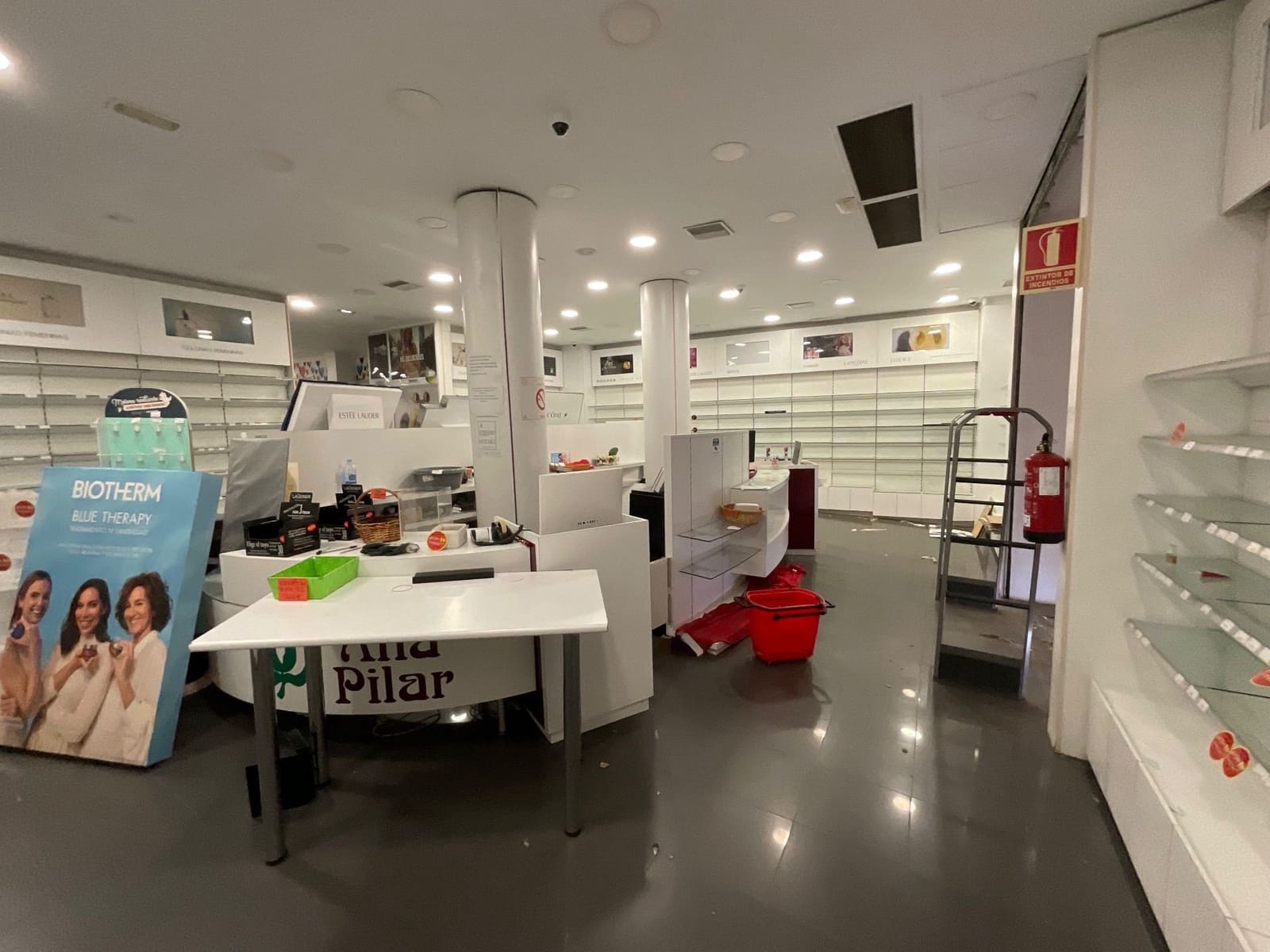 Kaupallinen vuokrattavana paikassa Antequera - 2 000 € (Ref: 9232243)