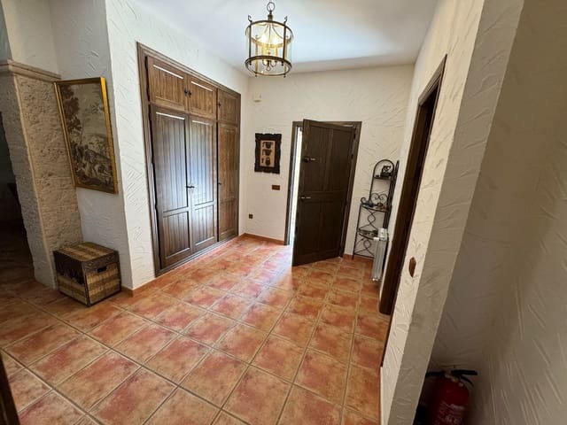 5 soverom Villa til salgs i Ronda med svømmebasseng garasje - € 1 300 000 (Ref: 9232244)