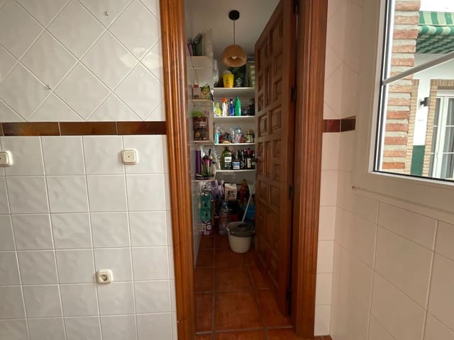 7 soveværelse Villa til salg i Antequera med swimmingpool garage - € 550.000 (Ref: 9242674)