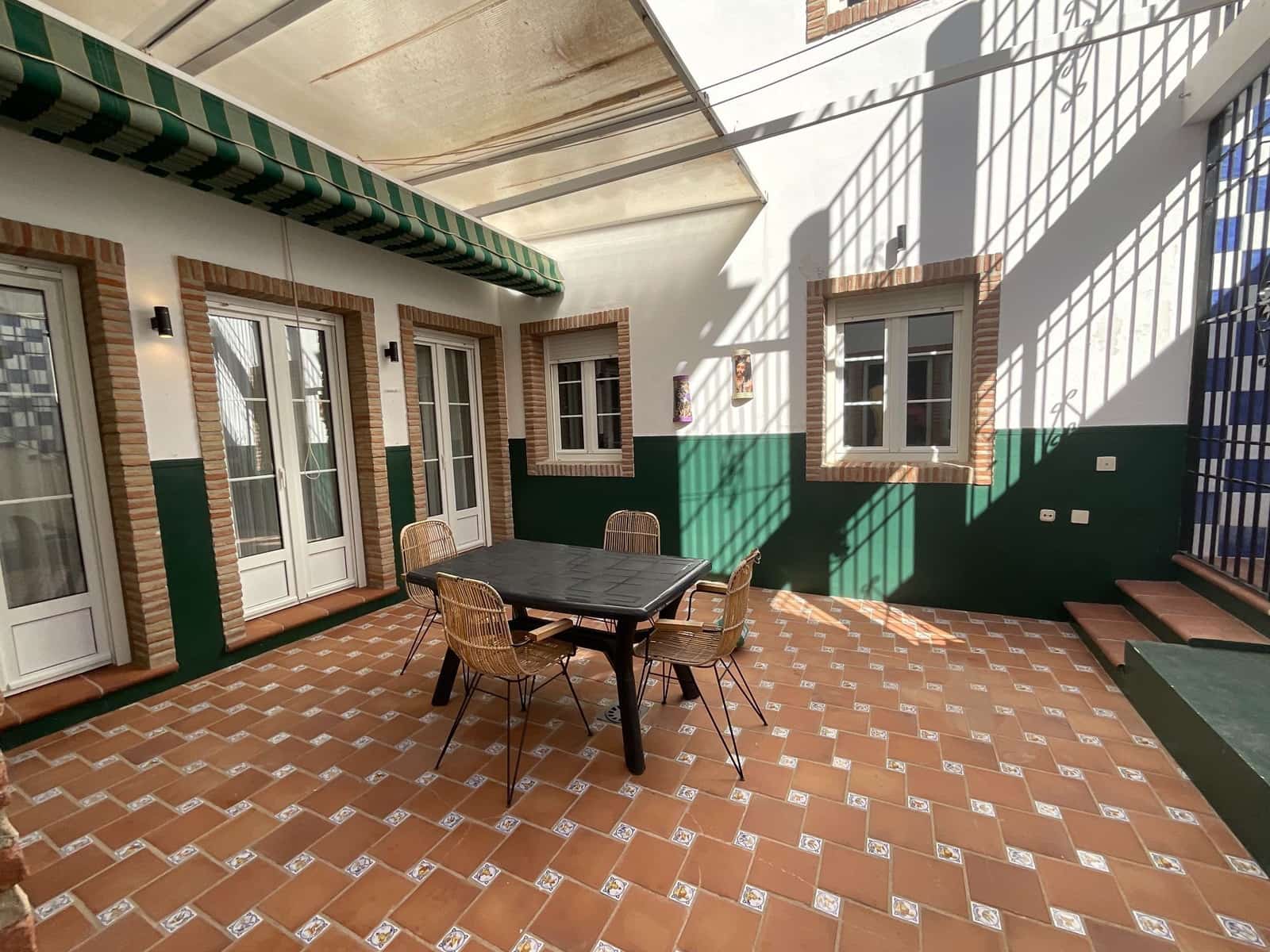 7 soveværelse Villa til salg i Antequera med swimmingpool garage - € 550.000 (Ref: 9242674)