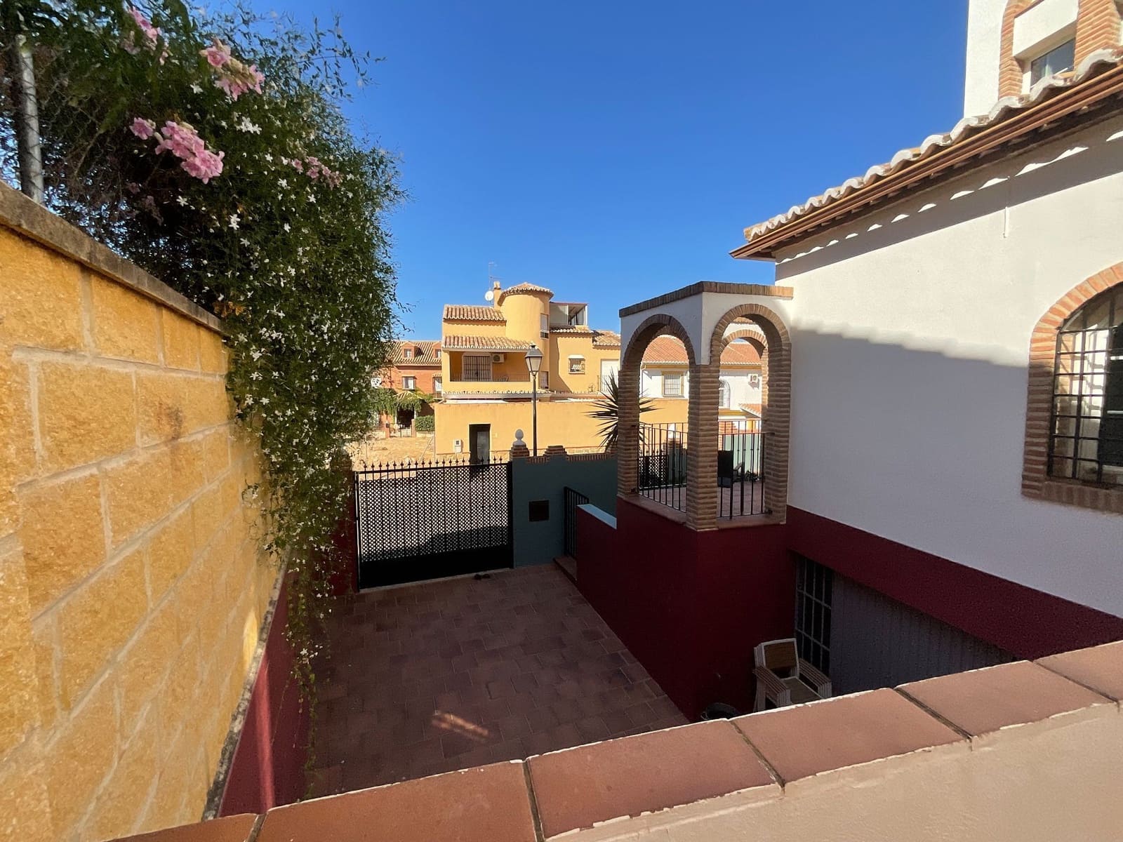 7 soveværelse Villa til salg i Antequera med swimmingpool garage - € 550.000 (Ref: 9242674)