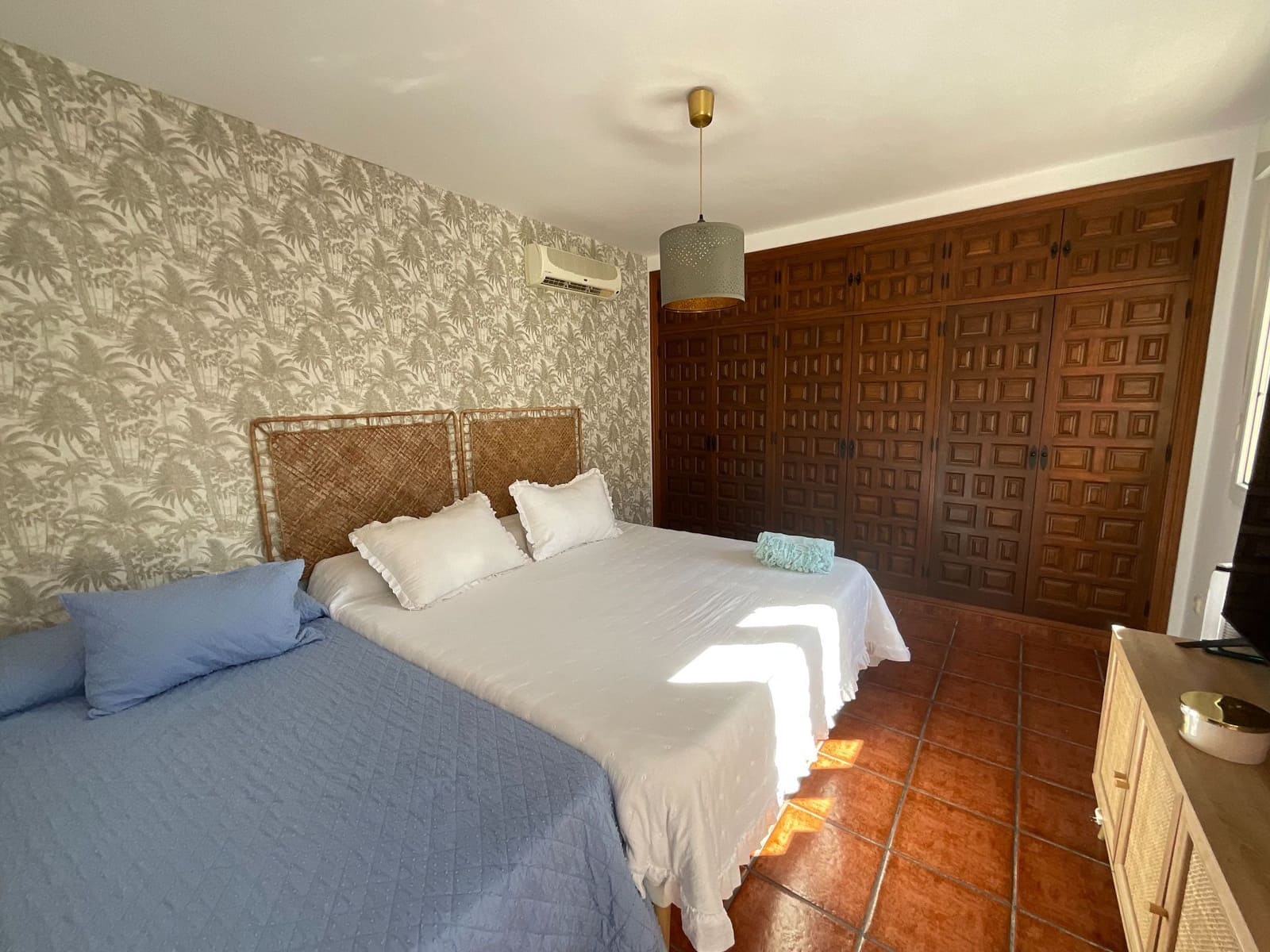 7 soveværelse Villa til salg i Antequera med swimmingpool garage - € 550.000 (Ref: 9242674)