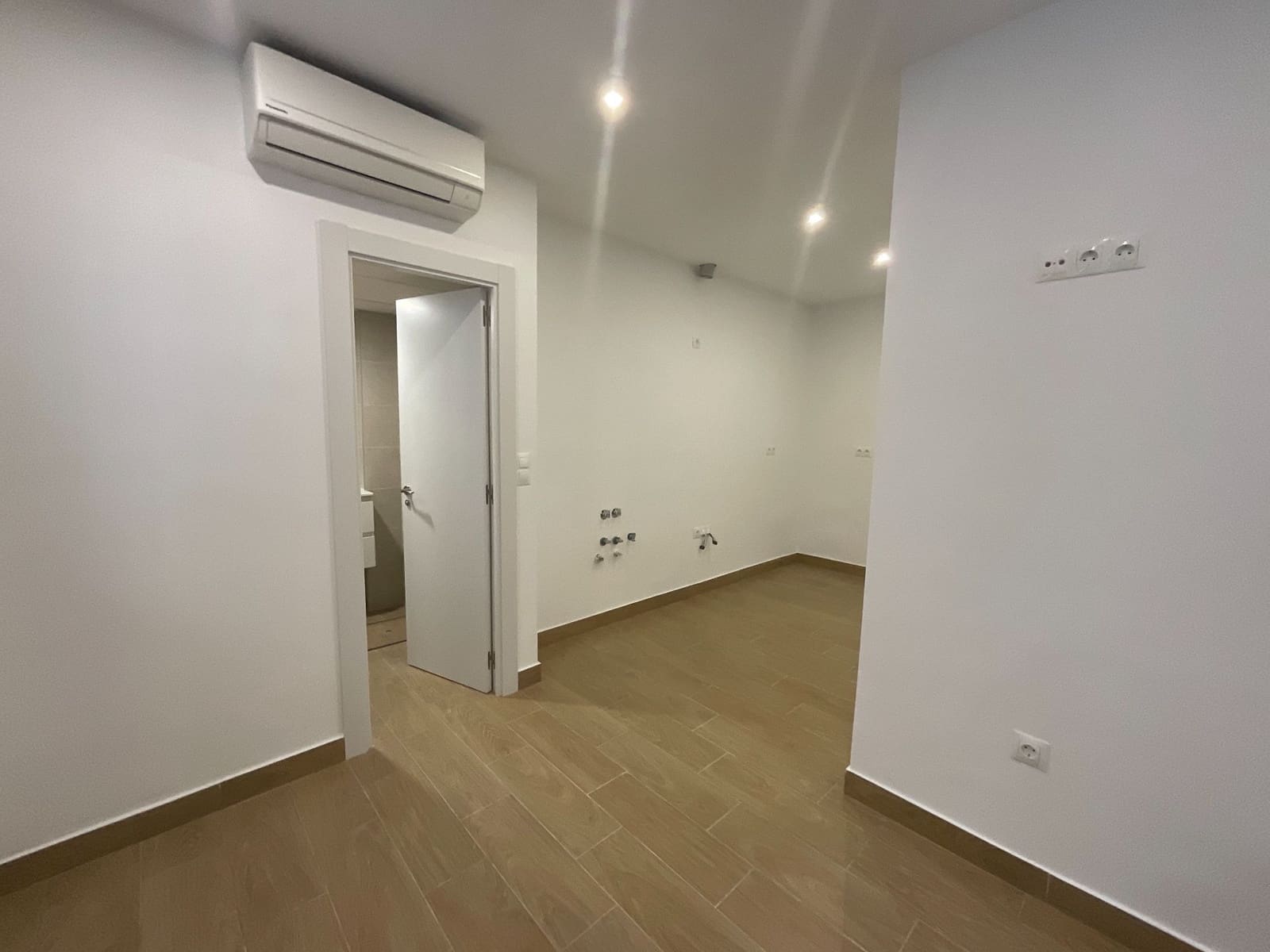 2 soveværelse Lejlighed til salg i Antequera - € 135.000 (Ref: 9262158)