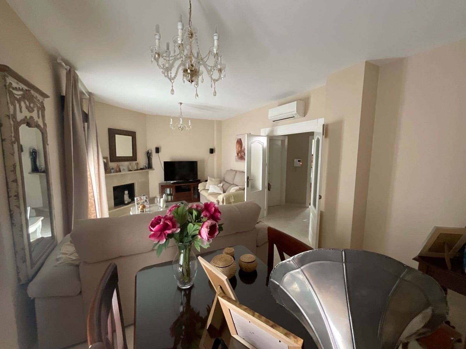 3 bedroom Villa for sale in Antequera with garage - € 440,000 (Ref: 9262159)