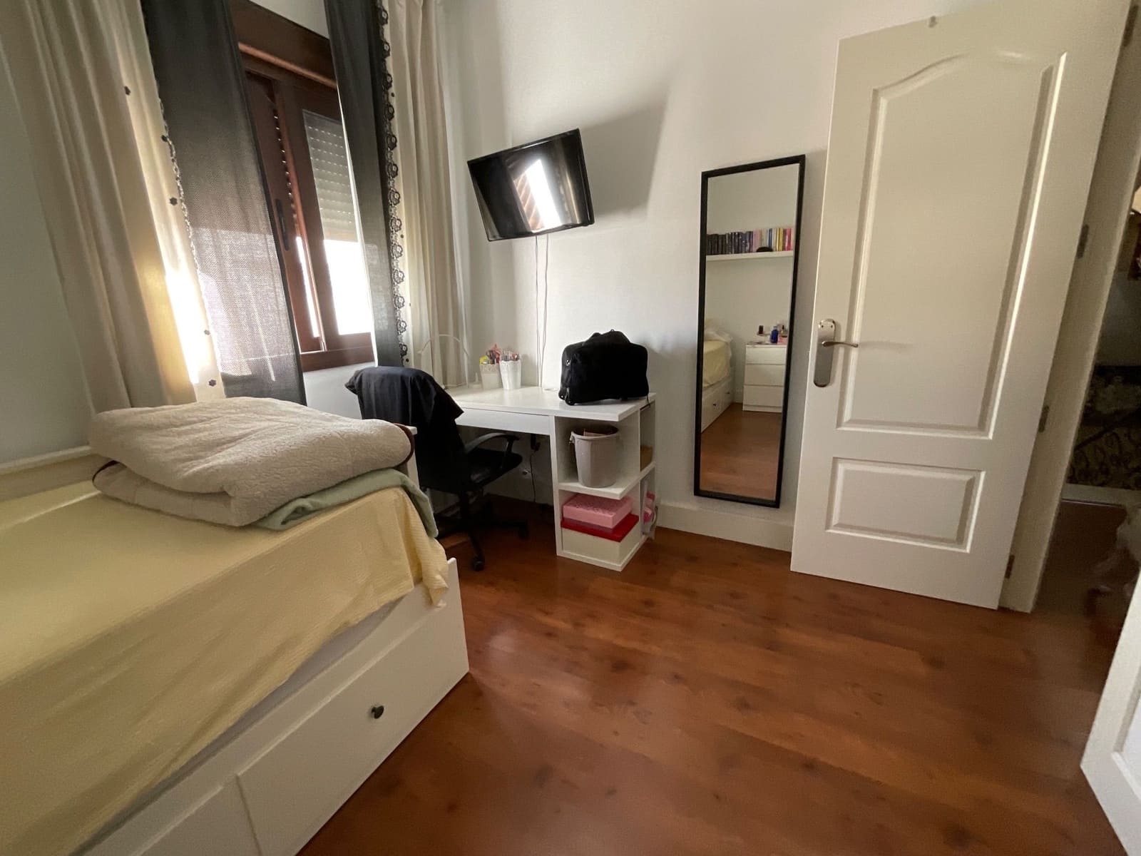 3 bedroom Villa for sale in Antequera with garage - € 440,000 (Ref: 9262159)