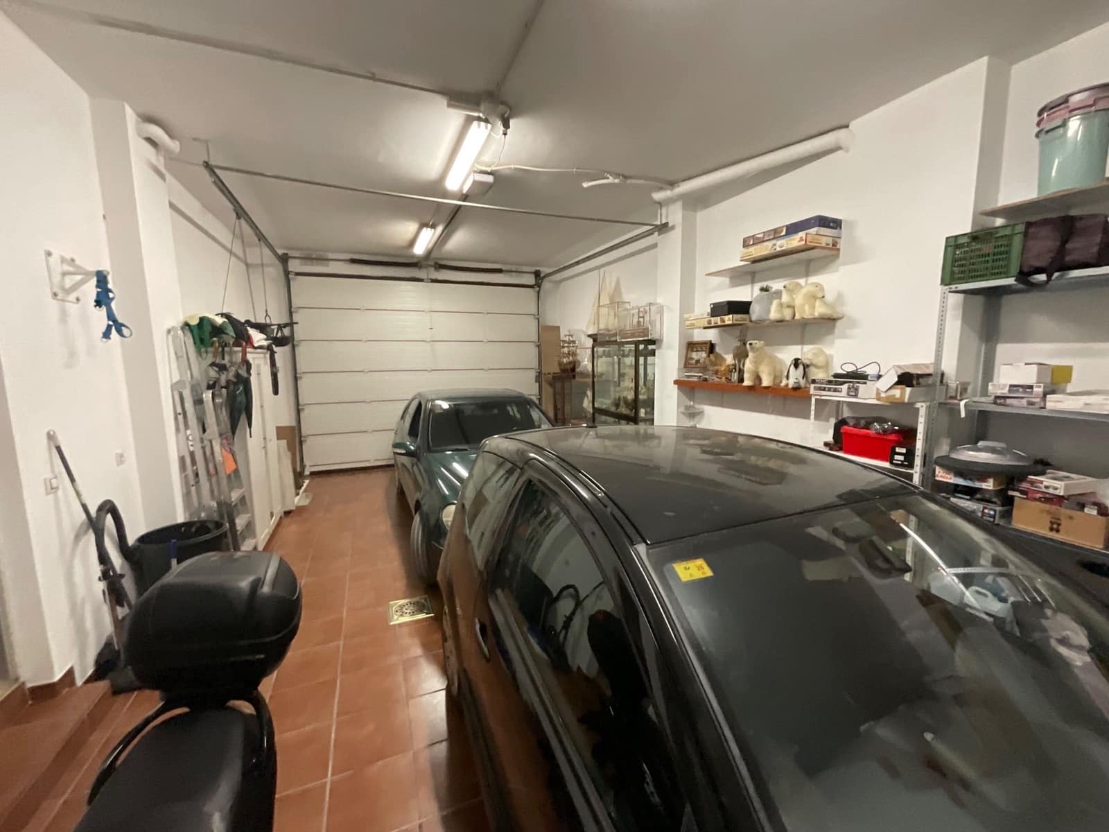 3 bedroom Villa for sale in Antequera with garage - € 440,000 (Ref: 9262159)