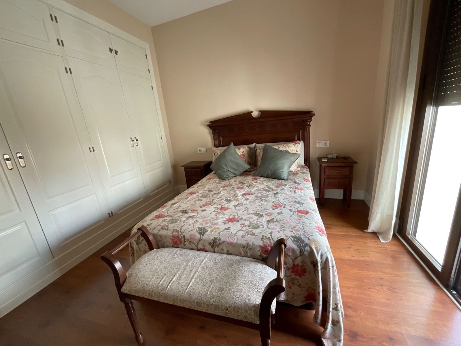 3 bedroom Villa for sale in Antequera with garage - € 440,000 (Ref: 9262159)